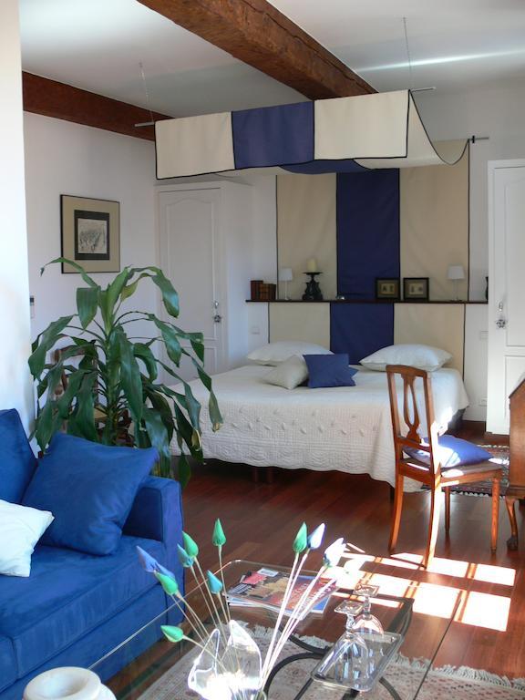 Maison D'Hote La Tourette Cucugnan Room photo
